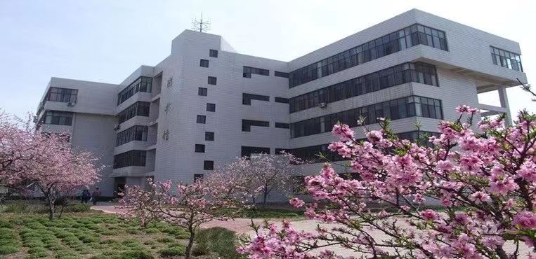 1657857516590353.jpg edb6c75331890f9729cef9fbb61cc4a.jpg